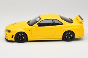 Nissan Skyline GT-R R34 Customized Version Жълт MotorHelix 1:18 M83412 Метал — снимка 4 от 8