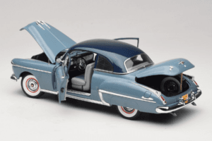 Oldsmobile 88 Син Grease Auto World 1:18 AWSS103/06 Метал — снимка 5 от 8