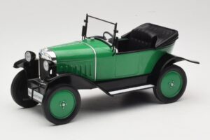 Opel 4 PS Laubfrosch Зелен MCG 1:18 MCG18050 Метал