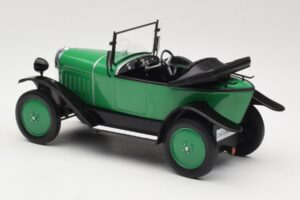 Opel 4 PS Laubfrosch Зелен MCG 1:18 MCG18050 Метал — снимка 5 от 6