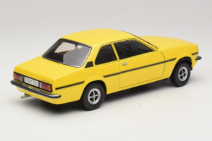 Opel Ascona B SR Жълт Надраскана Предна Част Sun Star 1:18 5384 Метал — снимка 3 от 9