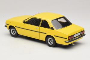Opel Ascona B SR Жълт Надраскана Предна Част Sun Star 1:18 5384 Метал — снимка 8 от 9