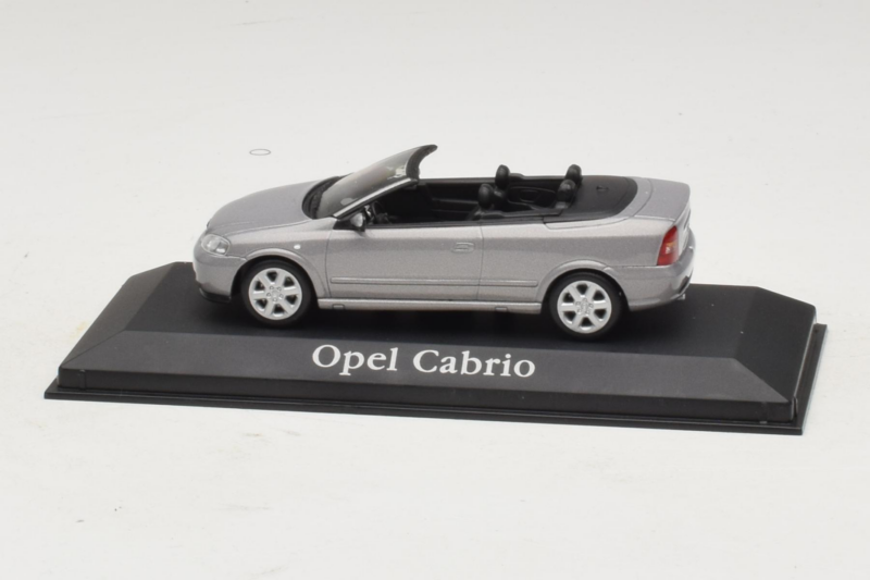 Opel Astra G Кабриолет Grey Metallic Minichamps 1:43 ASTRA001 Метал