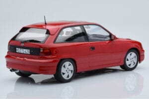 Opel Astra F GSi Червен Norev 1:18 183672 Метал — снимка 2 от 6