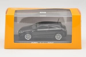 Opel Astra H OPC Черен Minichamps 1:43 90399890 Метал — снимка 4 от 4