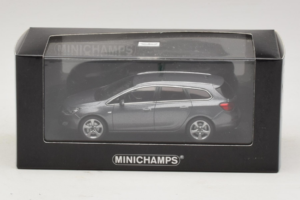 Opel Astra J Sports Tourer Minichamps 1:43 400049014 Метал — снимка 4 от 4