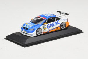 Opel Astra V8 Coupe Race Taxi GMAC Bank OPC Euroteam 2004 Minichamps 1:43 400044800 Метал — снимка 2 от 4