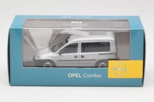Opel Combo C Сребрист Minichamps 1:43 COMBO001 Метал — снимка 4 от 4