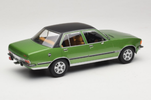 Opel Commodore B Зелен MCG 1:18 MCG18565 Метал — снимка 2 от 6