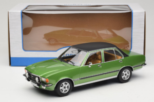 Opel Commodore B Зелен MCG 1:18 MCG18565 Метал — снимка 6 от 6
