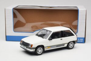 Opel Corsa A Sprint Бял MCG 1:18 MCG18432 Метал — снимка 6 от 6