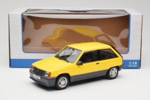 Opel Corsa A SR Жълт MCG 1:18 MCG18431 Метал — снимка 6 от 6