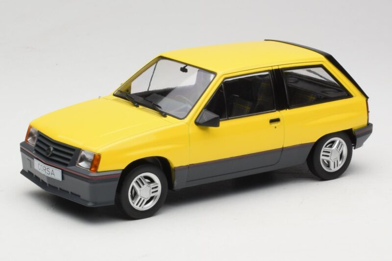 Opel Corsa A SR Жълт MCG 1:18 MCG18431 Метал