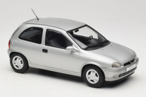 Opel Corsa B Grey Metallic MCG 1:18 MCG18515 Метал — снимка 4 от 6