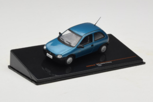 Opel Corsa B Swing Синьо IXO 1:43 CLC581N Метал — снимка 2 от 4