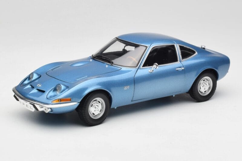 Opel GT Син Minichamps 1:18 180049020 Метал