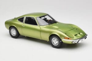 Opel GT Green Metallic Minichamps 1:18 180049029 Метал — снимка 6 от 8