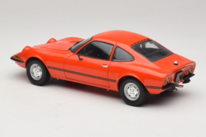 Opel GT/J Червен Minichamps 1:18 180049028 Метал — снимка 7 от 8