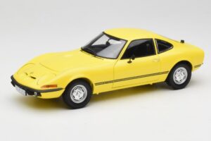 Opel GT/J Жълт Minichamps 1:18 180049021 Метал
