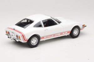 Opel GT Бял Minichamps 1:18 180049027 Метал — снимка 3 от 8