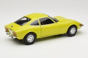 Opel GT Жълт Minichamps 1:18 180049032 Метал — снимка 3 от 8