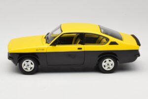 Opel Kadett C GT/E Жълт & Черен Minichamps 1:18 180045521 Метал — снимка 4 от 8