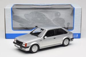 Opel Kadett D GTE Сребрист MCG 1:18 MCG18533 Метал — снимка 6 от 6