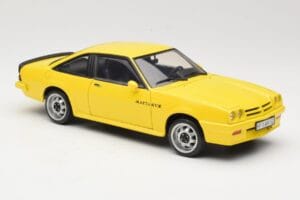 Opel Manta B GT/E Жълт Revell 1:18 08421 Метал — снимка 6 от 8