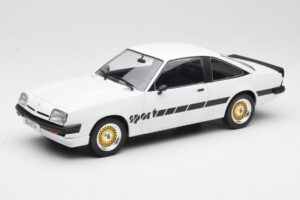 Opel Manta B Sport Бял MCG 1:18 MCG18237 Метал