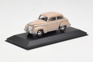 Opel Olympia A Бежов Minichamps 1:43 430040404 Метал — снимка 2 от 4