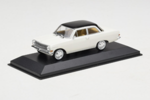 Opel Rekord A Бял Черен Покрив Minichamps 1:43 430041002 Метал — снимка 2 от 4