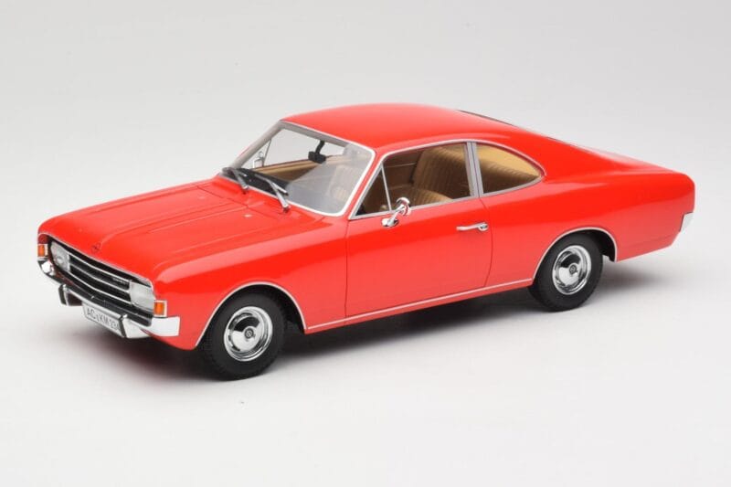 Opel Rekord C Coupe Червен Minichamps 1:18 107047020 Смола