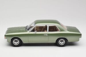 Opel Rekord C Green Metallic Minichamps 1:18 107047000 Смола — снимка 3 от 6