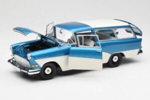 Opel Rekord P1 Caravan Синьо Металик Minichamps 1:18 180043210 Метал — снимка 2 от 8