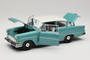 Opel Rekord P1 Тюркоазено Синьо Minichamps 1:18 180043200 Метал — снимка 2 от 8