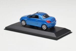Opel Tigra Twin Top Син Minichamps 1:43 919084 Метал — снимка 3 от 4