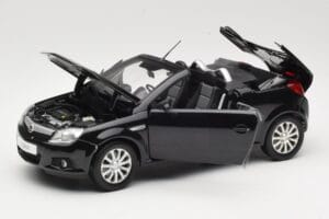 Opel Tigra TwinTop B Черен Norev 1:18 183600 Метал — снимка 2 от 8