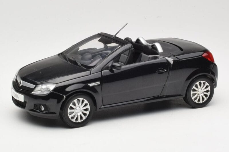 Opel Tigra TwinTop B Черен Norev 1:18 183600 Метал