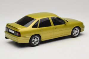 Opel Vectra A 2000 16V Жълт MCG 1:18 MCG18463 Метал — снимка 2 от 6