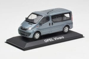 Opel Vivaro A Сиво-Синьо Minichamps 1:43 VIVARO001 Метал — снимка 2 от 4