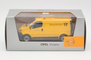 Opel Vivaro A Deutsche Post Minichamps 1:43 430040562 Метал — снимка 4 от 4