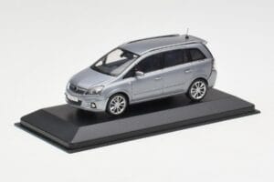 Opel Zafira A OPC Light Blue Metallic Minichamps 1:43 ZAFIRA001 Метал — снимка 2 от 4