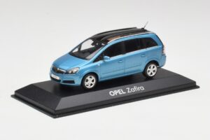 Opel Zafira A Star Син Minichamps 1:43 B24910027Z Метал — снимка 2 от 4