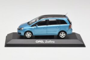 Opel Zafira A Star Син Minichamps 1:43 B24910027Z Метал