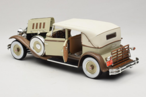 Packard Brewster Бял Signature Models 1:18 PACKARD001 Метал — снимка 5 от 8