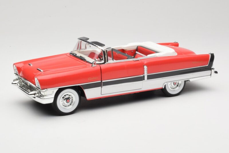 Packard Caribbean Кабриолет Червен American Mint 1:18 3042082 Метал