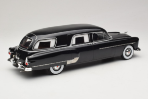 Packard Henney Черен BoS Models 1:18 BOS342 Метал — снимка 2 от 6