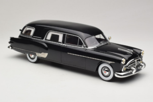 Packard Henney Черен BoS Models 1:18 BOS342 Метал — снимка 4 от 6