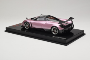 Pagani Huayra BC Pearl Pink AB Models 1:18 REMC032 Смола — снимка 5 от 7