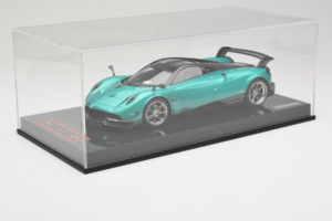 Pagani Huayra BC Green Metallic Yy Model 1:18 REMC020 Смола — снимка 6 от 7